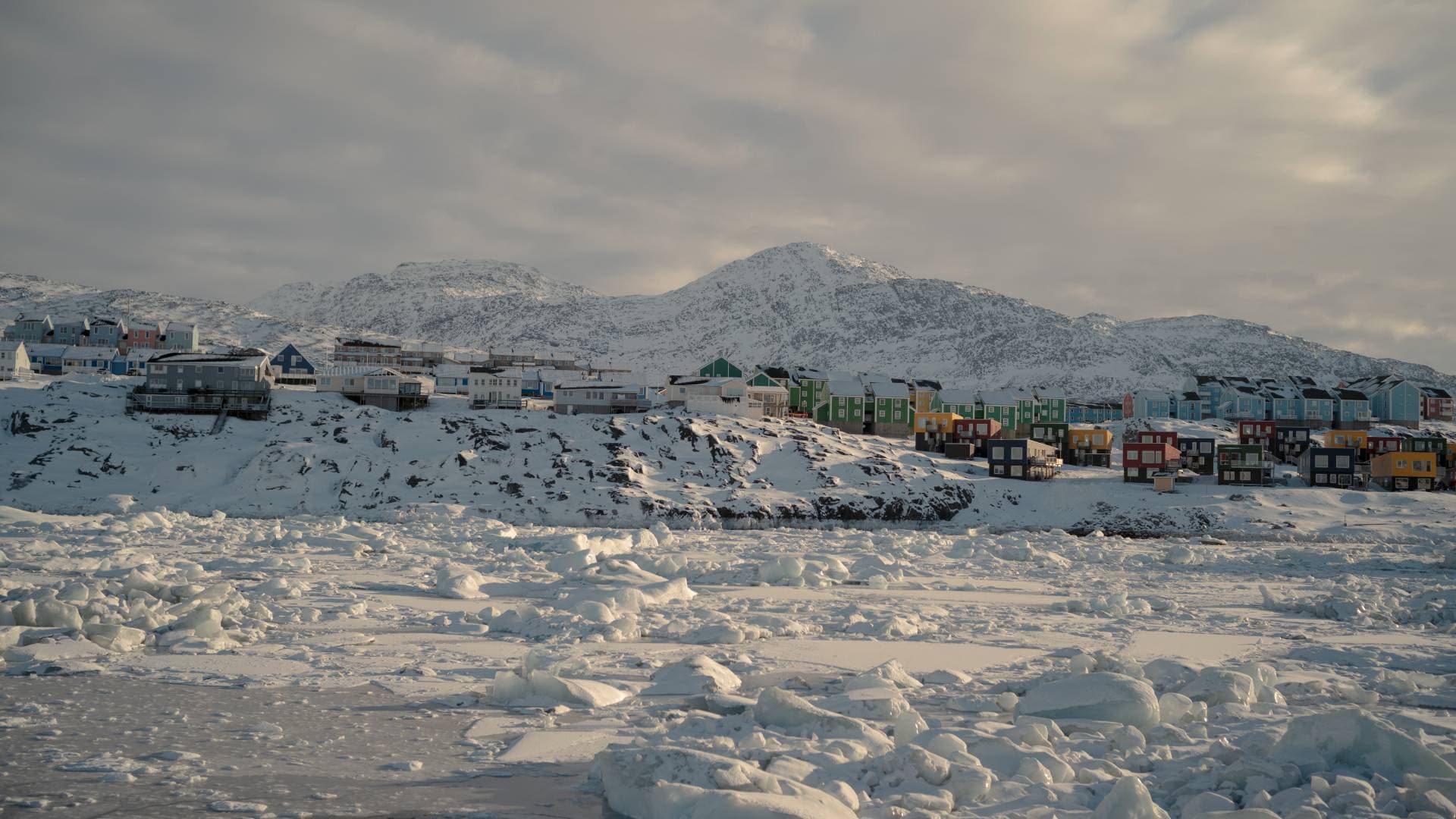 الحكومة الهولندية: نبذل قصارى جهدنا في القطب الشمالي ونجري المزيد من التدريبات في غرينلاند