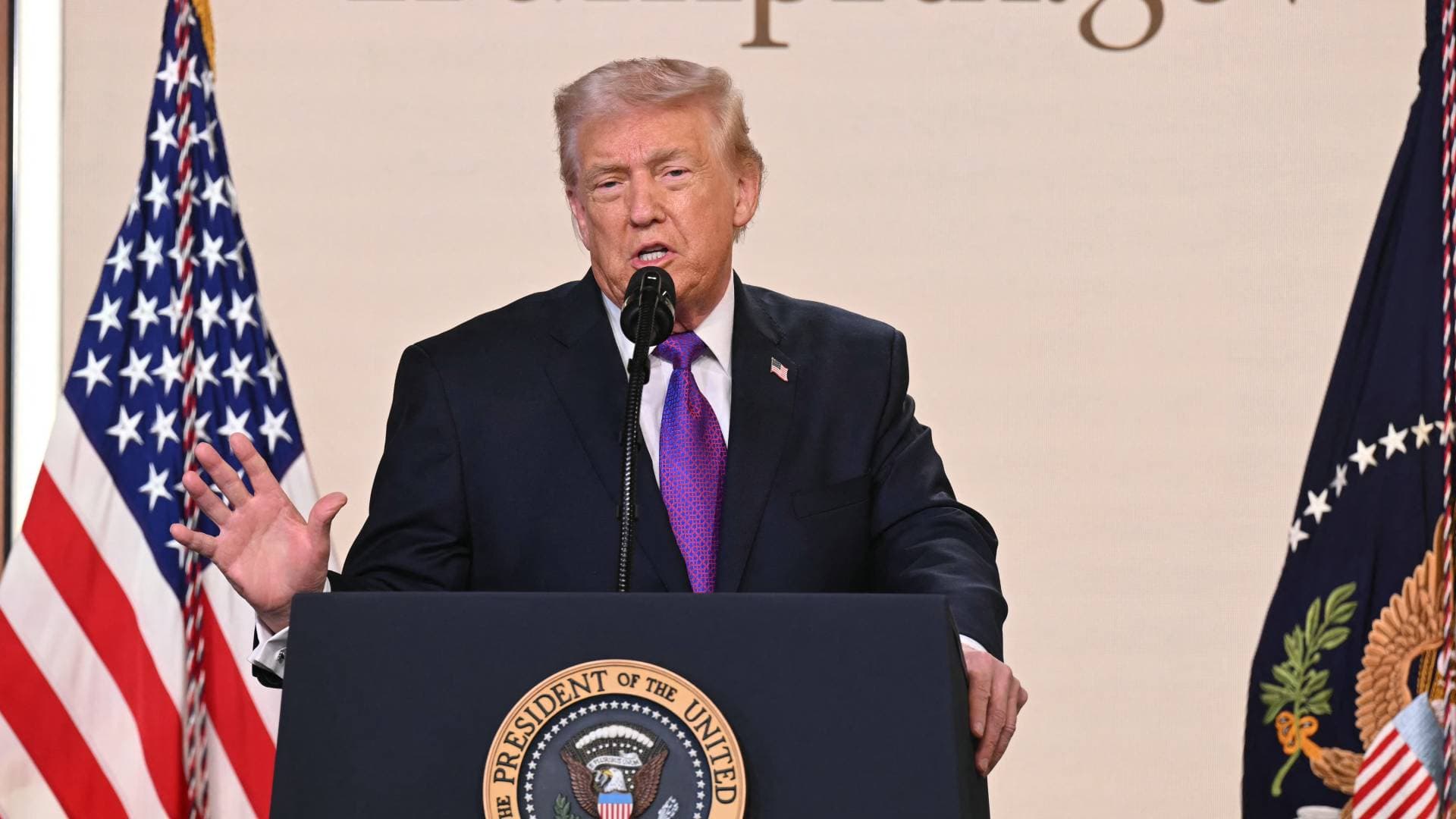 إعلام أمريكي: ترمب يسعى لإنهاء حرب إيران خلال أسابيع ويفتح "أبواب الجحيم" أمام طهران
