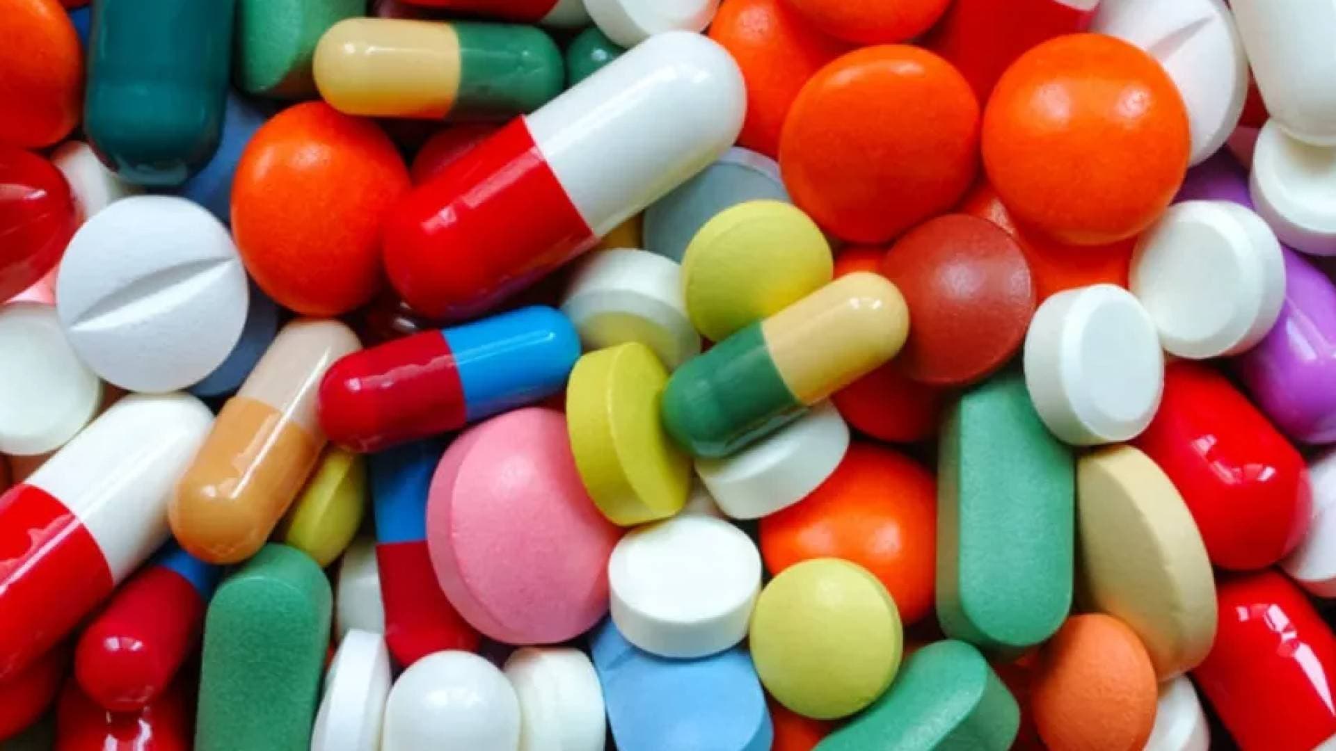 سحب مئات الآلاف من المكملات الغذائية من الأسواق الأمريكية بسبب خطر التسمم