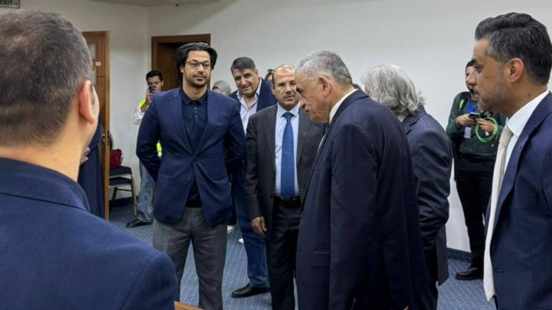 نذير عبيدات يتفقد سير انتخابات اتحاد الطلبة مع بدء الاقتراع