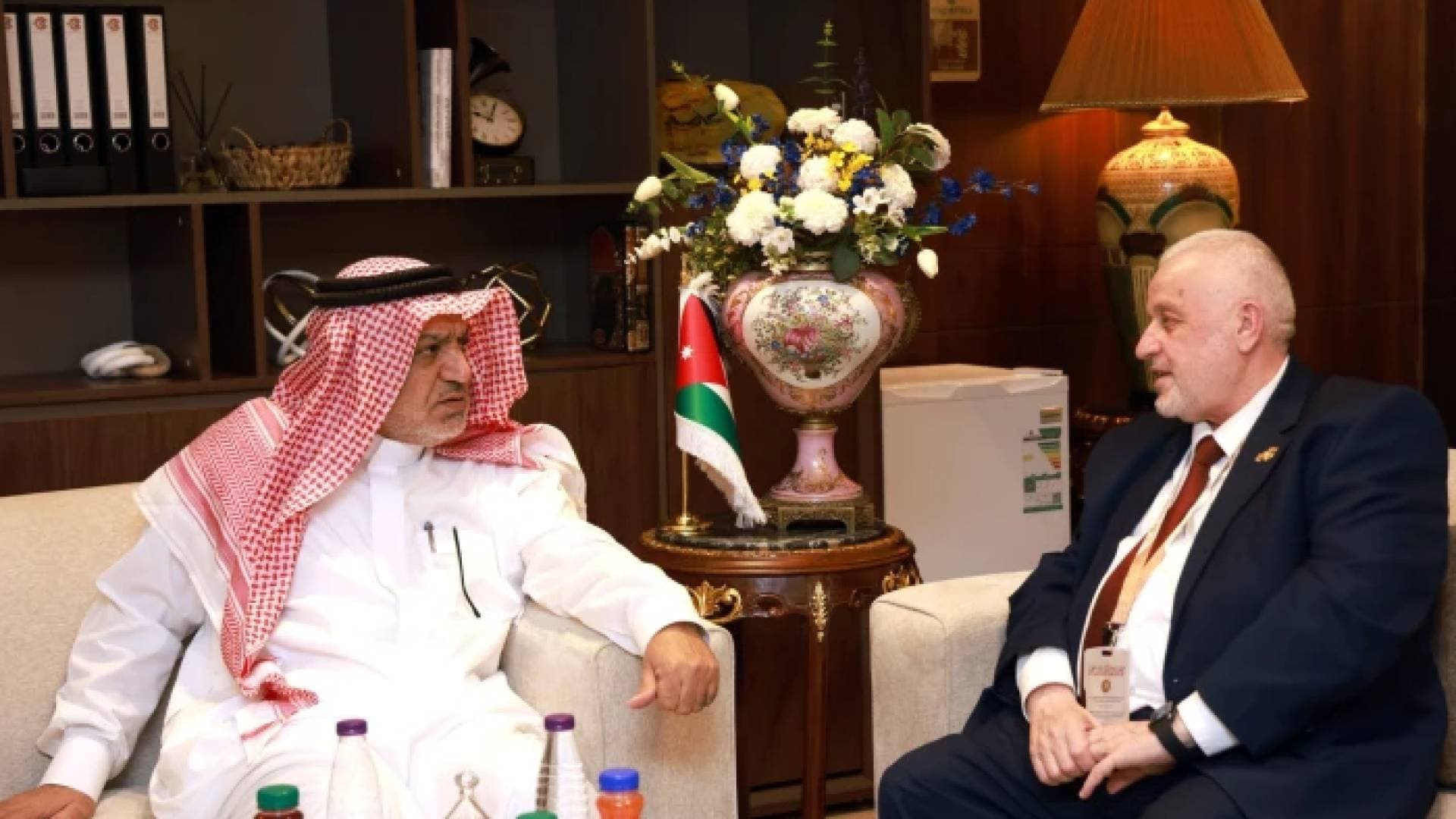 الخلايلة يستقبل وزير الأوقاف السوري بمقر بعثة الحج الأردنية في مكة المكرمة