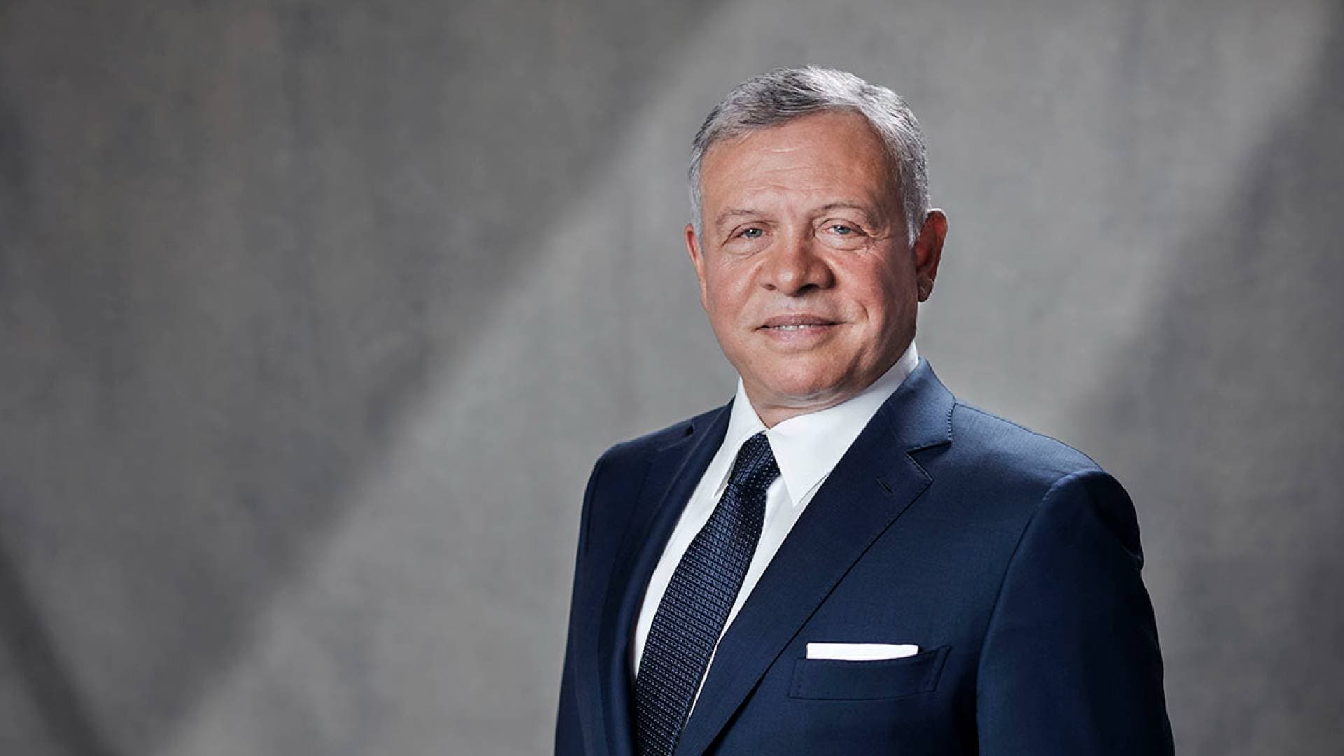 الملك يهنئ الشعب الأردني والأمتين العربية والإسلامية بحلول عيد الأضحى المبارك