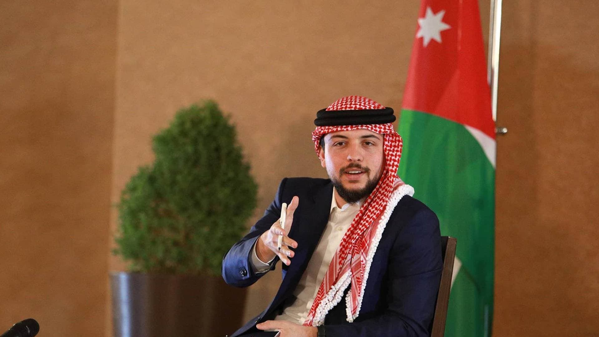 ولي العهد الأمير الحسين بن عبدالله الثاني: "عيدكم مبارك.. كل عام وأنتم بخير"