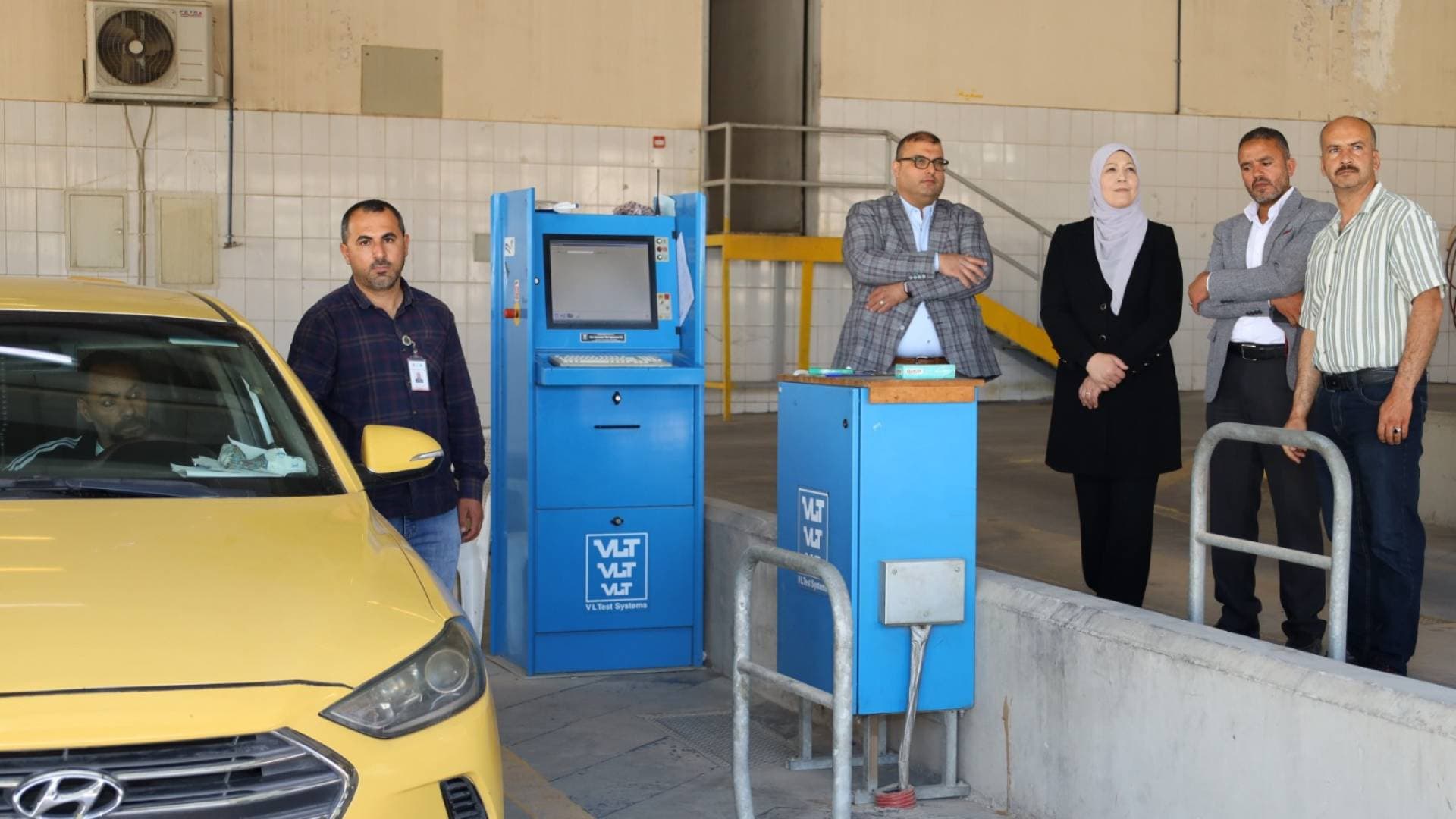 مدير عام المواصفات والمقاييس تتفقد سير العمل في مركز التحقق المترولوجي