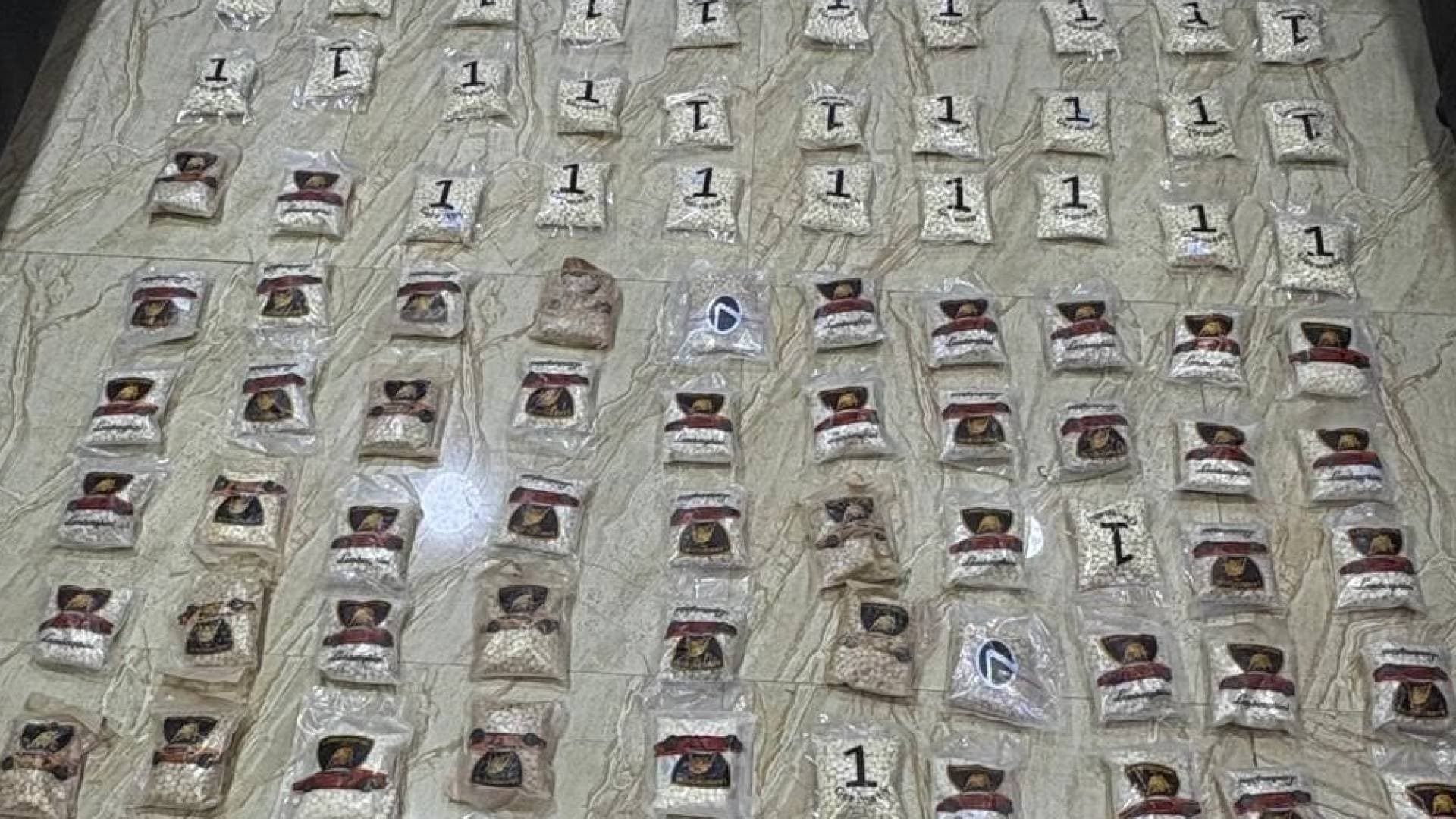 الجيش العربي: المنطقة العسكرية الشرقية تحبط محاولة تهريب كمية من المواد المخدرة بواسطة بالونات