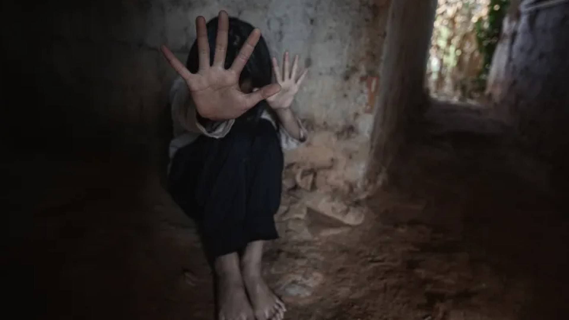 بعد ضبط حالتي تحرش.. أخصائية أسرية تكشف طرق حماية الأطفال من وهم "مؤثري السوشيال ميديا" - فيديو