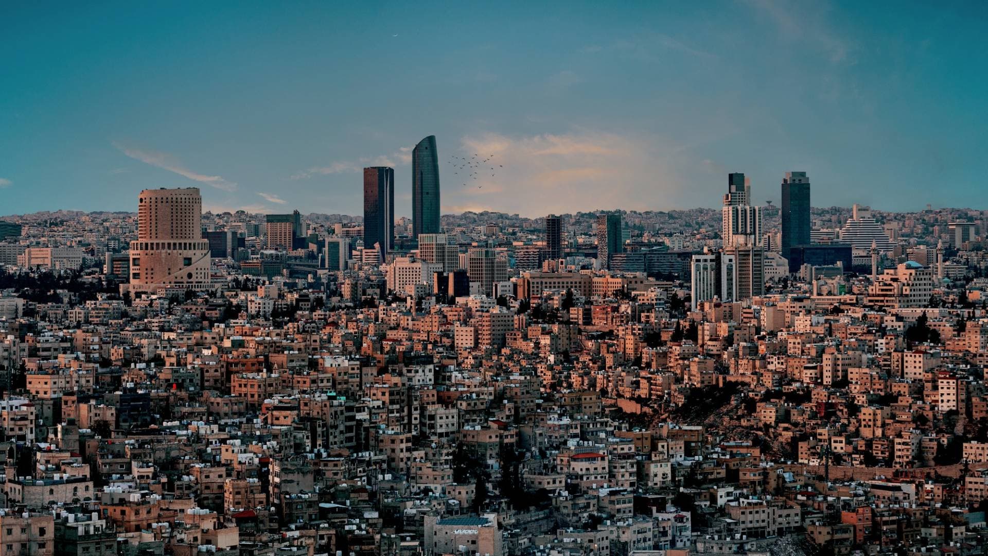 تقرير حكومي: 13 مشروعا في الاقتصاد الرقمي والاتصالات والأمن السيبراني خلال أيار