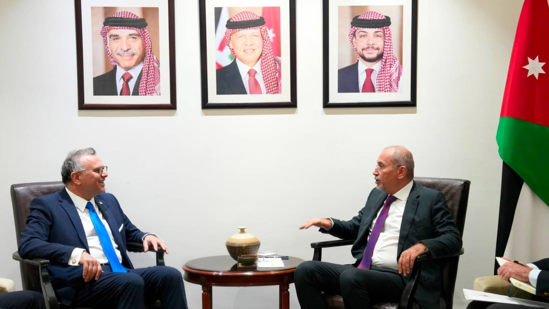 الصفدي يستقبل كبير مستشاري ترمب للشؤون العربية والشرق أوسطية مسعد بولص