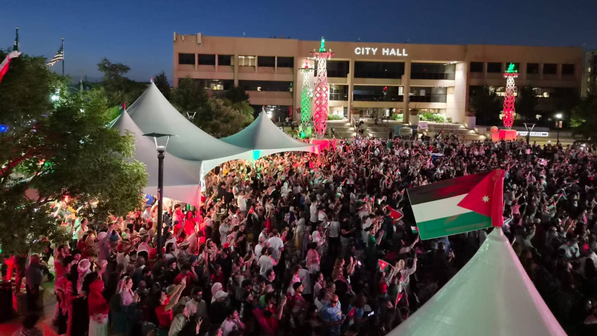 البيت الأردني يواصل فعالياته الترويجية والثقافية ويستقبل الآلاف من الجالية الأردنية والزوار الأجانب
