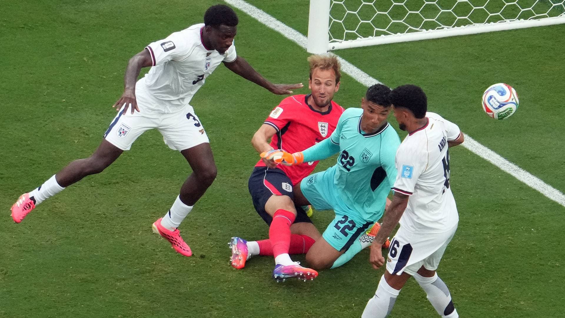 منتخب إنجلترا يهزم بنما بهدفين ويتصدر مجموعته في كأس العالم 2026