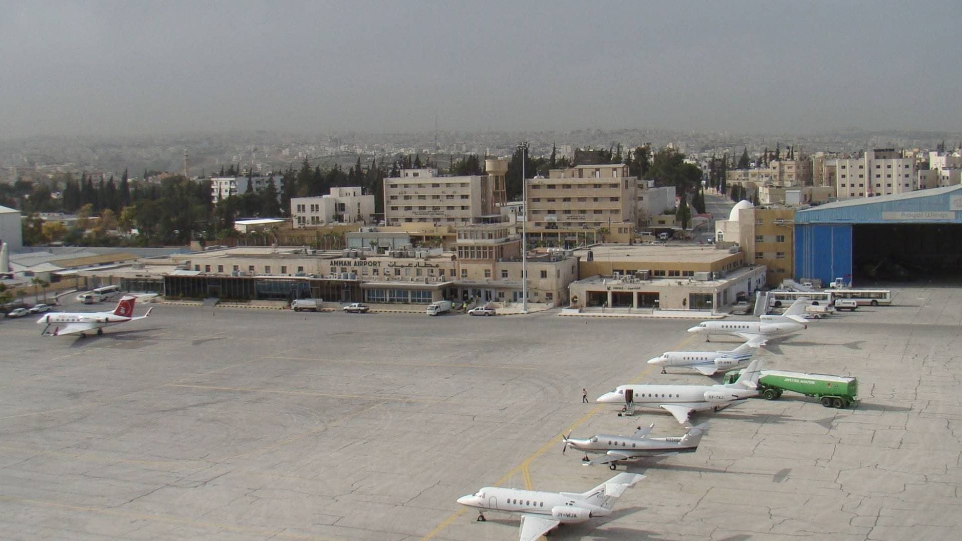 مطار مدينة عمان يعلن إطلاق رحلات مباشرة إلى المدينة المنورة