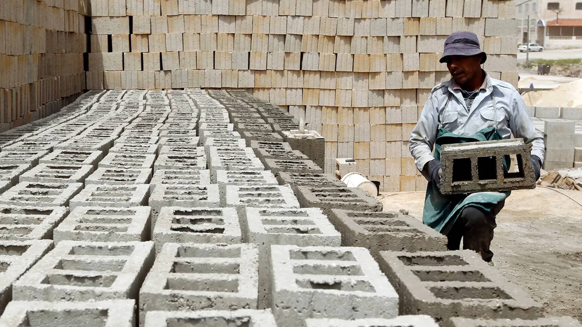 الضمان يعلن تدابير جديدة لشمول أكثر من 10 آلاف عامل وافد