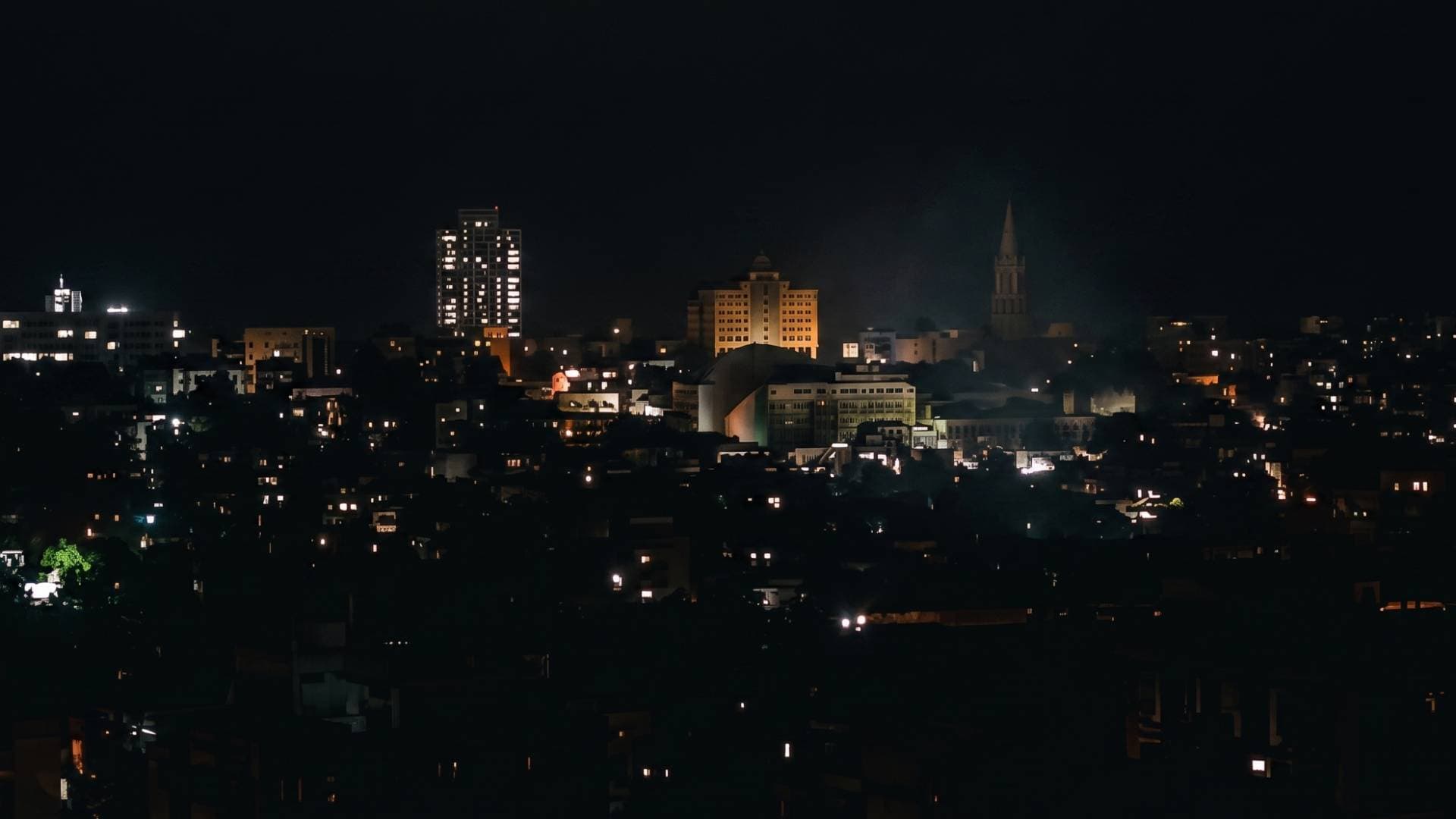 انقطاع كامل للكهرباء في كوبا للمرة الثالثة هذا العام والرئيس يحمل واشنطن المسؤولية