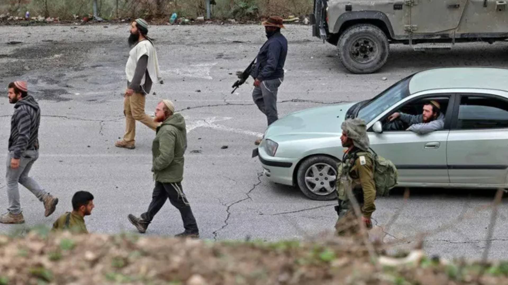 مصادر فلسطينية: 8 إصابات جراء هجوم للمستوطنين على مسافر يطا بالخليل