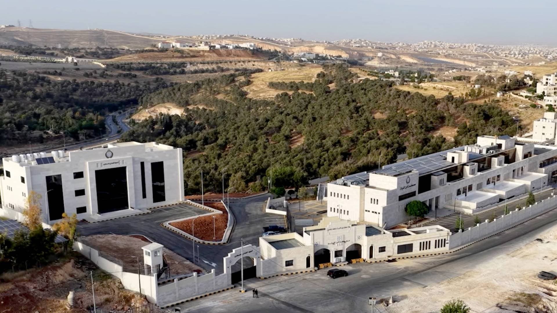 رئيس هيئة الأركان المشتركة يفتتح مباني المحاكم العسكرية الجديدة