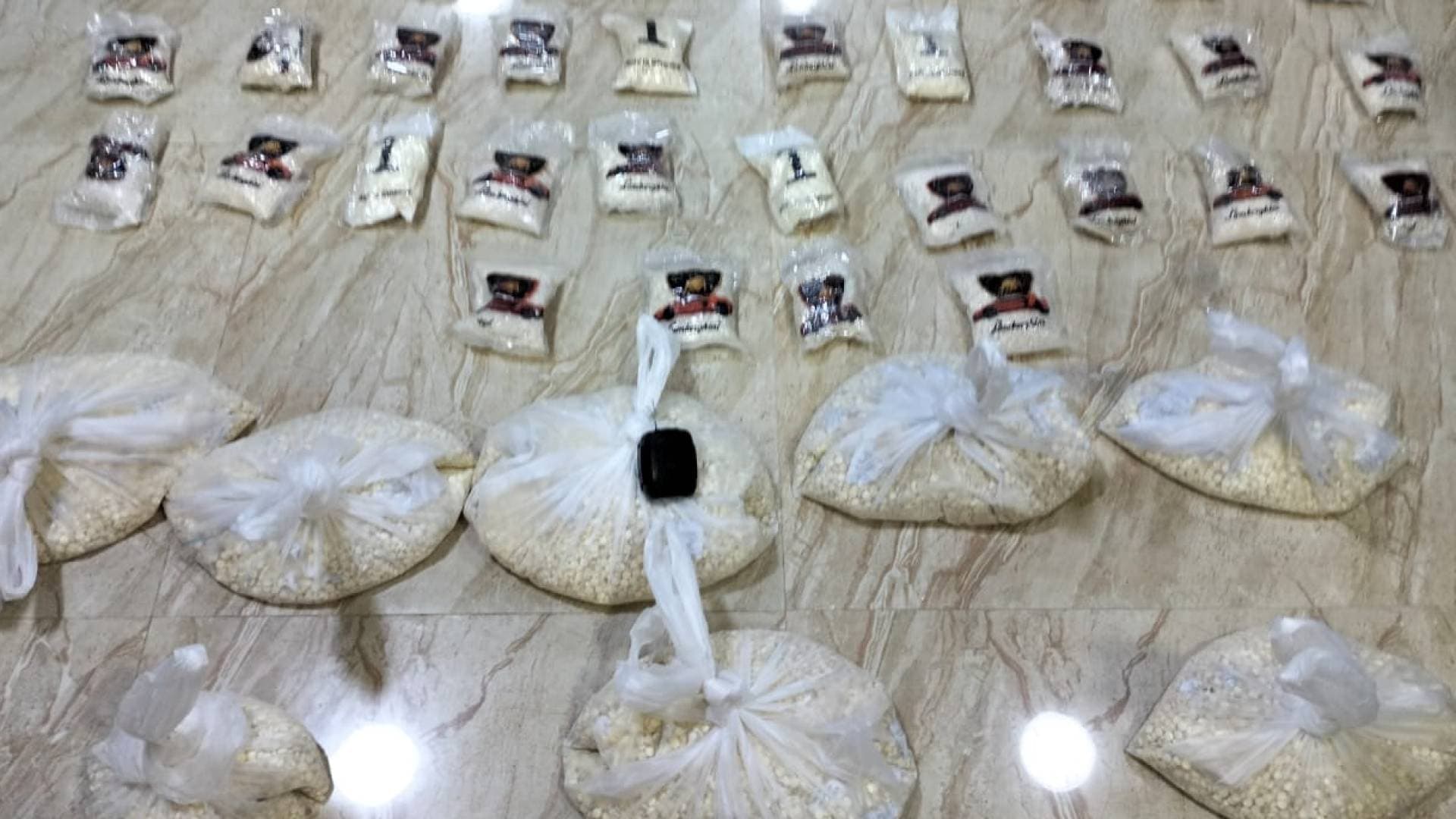 الجيش العربي: المنطقة العسكرية الشرقية تحبط محاولة تهريب كمية كبيرة من المواد المخدرة بواسطة بالونات