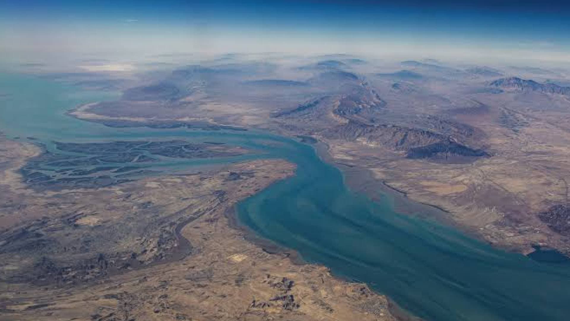 سلطنة عمان وإيران تعقدان مباحثات في مسقط لضمان سلامة الملاحة في مضيق هرمز