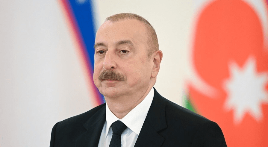 الرئيس الأذربيجاني يثمن مواقف الملك الداعمة للسلام في الشرق الأوسط