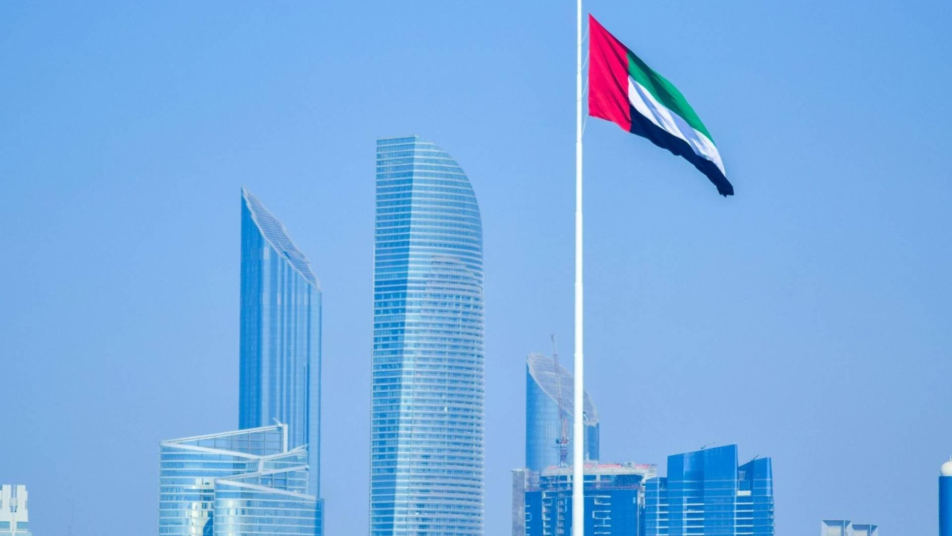 الإمارات تدين استهداف ناقلتي نفط تابعتين لها بهجمات إيرانية أسفرت عن مقتل شخص وإصابة 8 آخرين