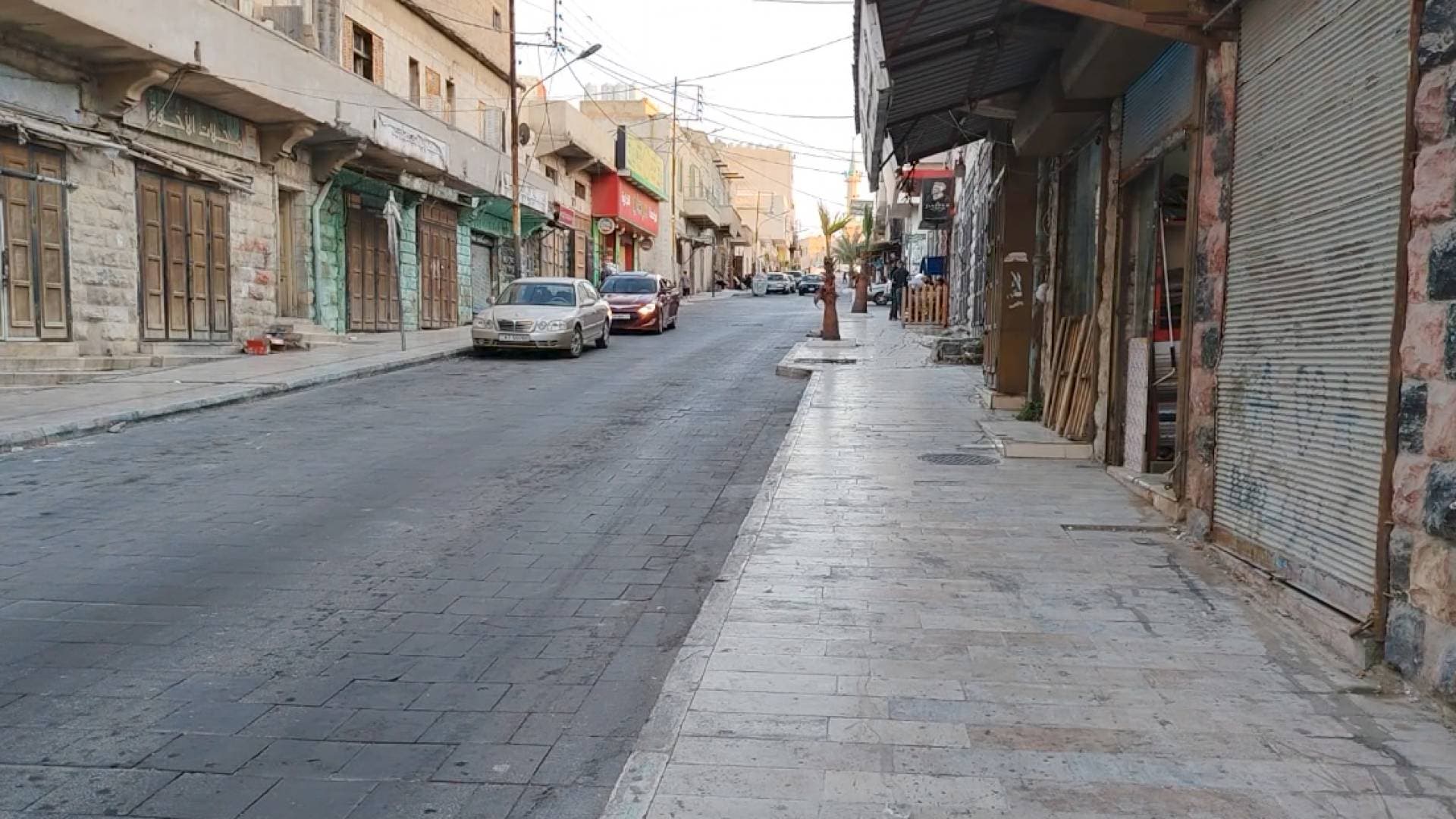 تحديات بلدية وتجارية تحاصر الحركة الاقتصادية في قصبة الكرك