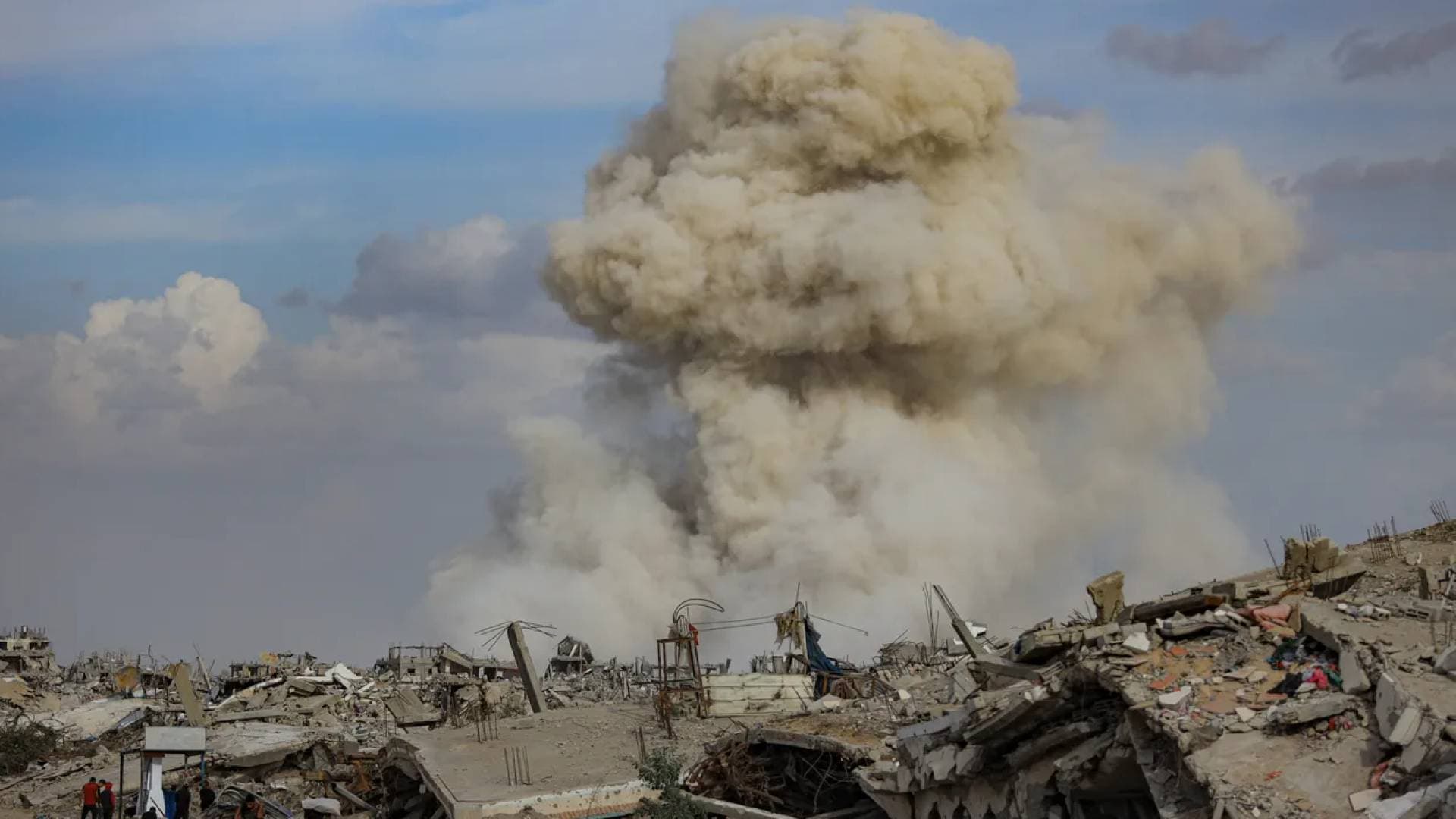 مجازر مستمرة.. صحة غزة: 14 شهيدا و18 إصابة خلال 24 ساعة