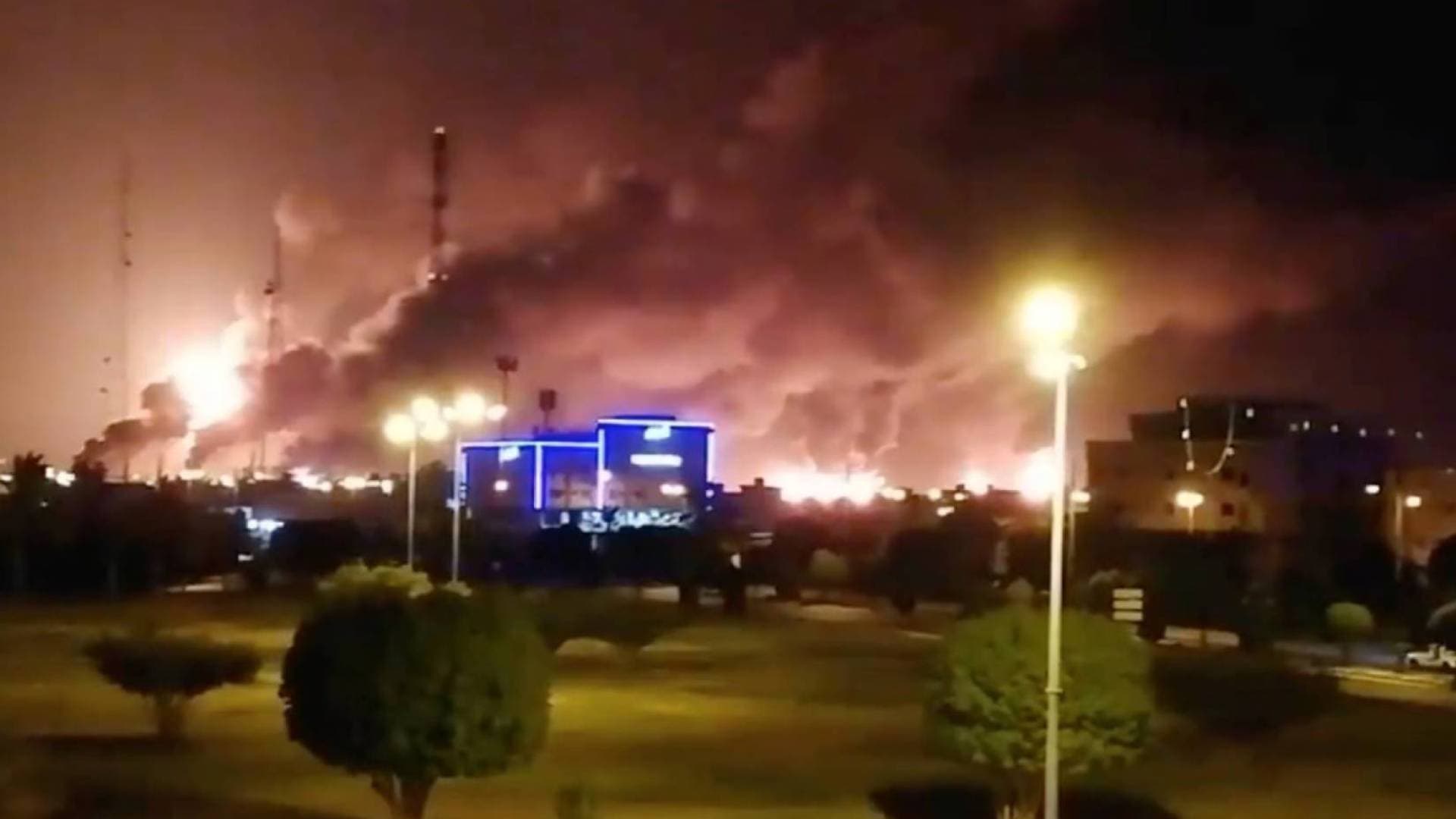 أكسيوس: إيران تطلق صاروخا باليستيا باتجاه قاعدة أمريكية في السعودية