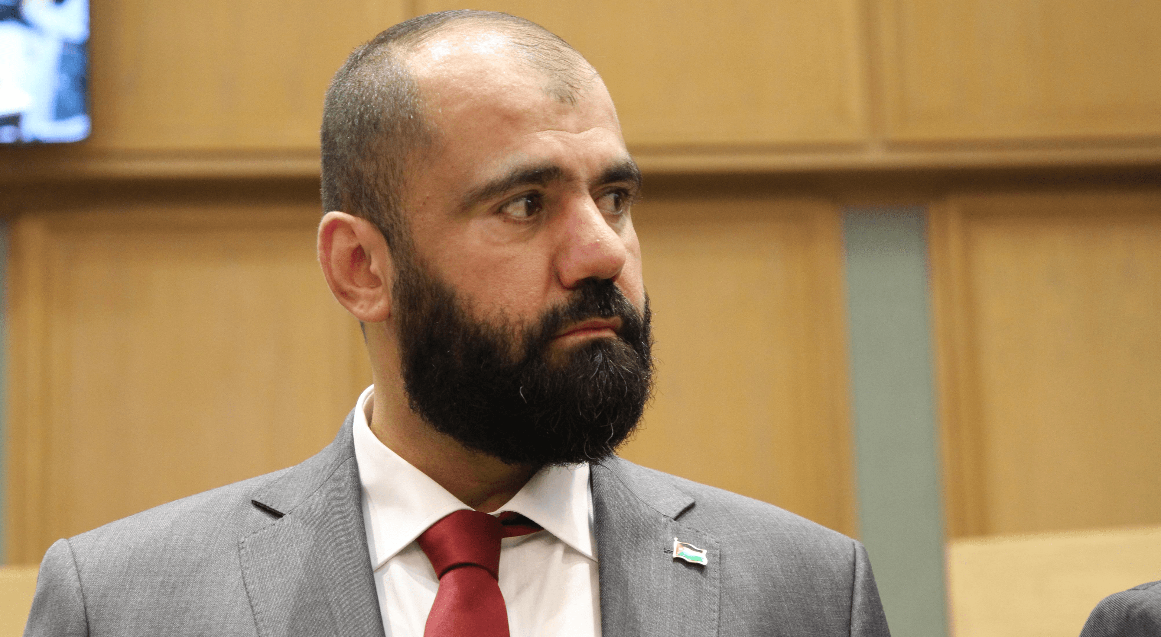 الكساسبة لأبناء العقبة: مستمرون في حمل الأمانة التي منحنا إياها الناخبون.. فيديو