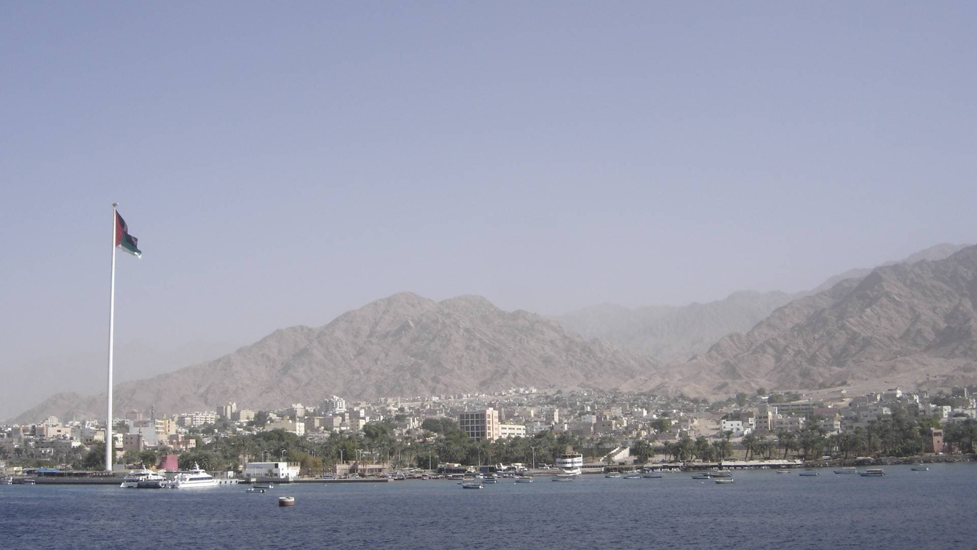 مدير عام موانئ العقبة لـ "رويا": خطط طوارئ وبدائل متكاملة تضمن استمرار العمل بانتظام