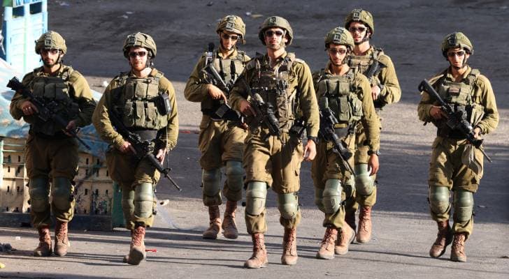 جيش الاحتلال: اعتقال فلسطينيين من داخل مستشفى في نابلس بزعم صلتهما بـ "عملية تل"