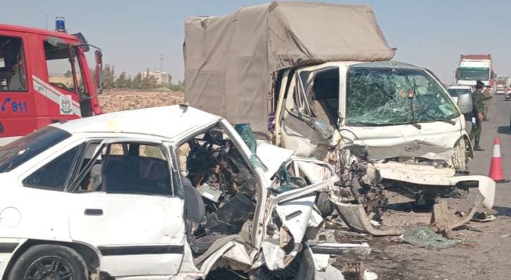مراسل "رؤيا": وفاتان و3 إصابات بحادث تصادم مروع في المفرق