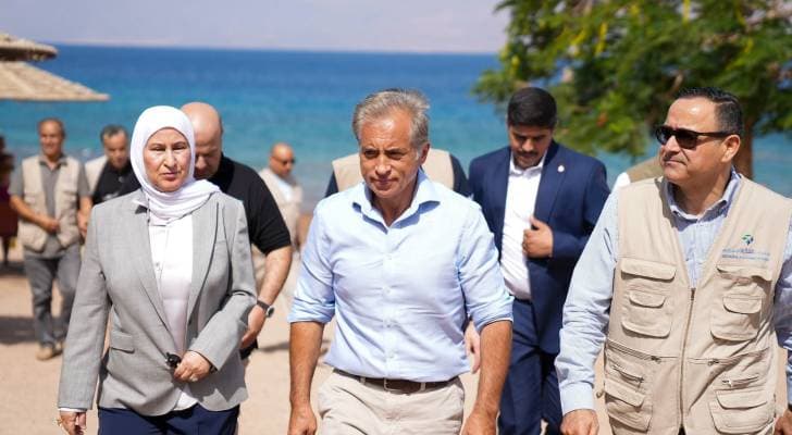 رئيس الوزراء يزور محمية العقبة البحرية ويشيد بإدراجها على قائمة التراث العالمي